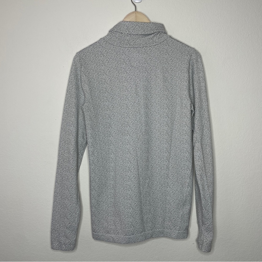 Athleta Gray Long Sleeve Top - Picture 4 of 5